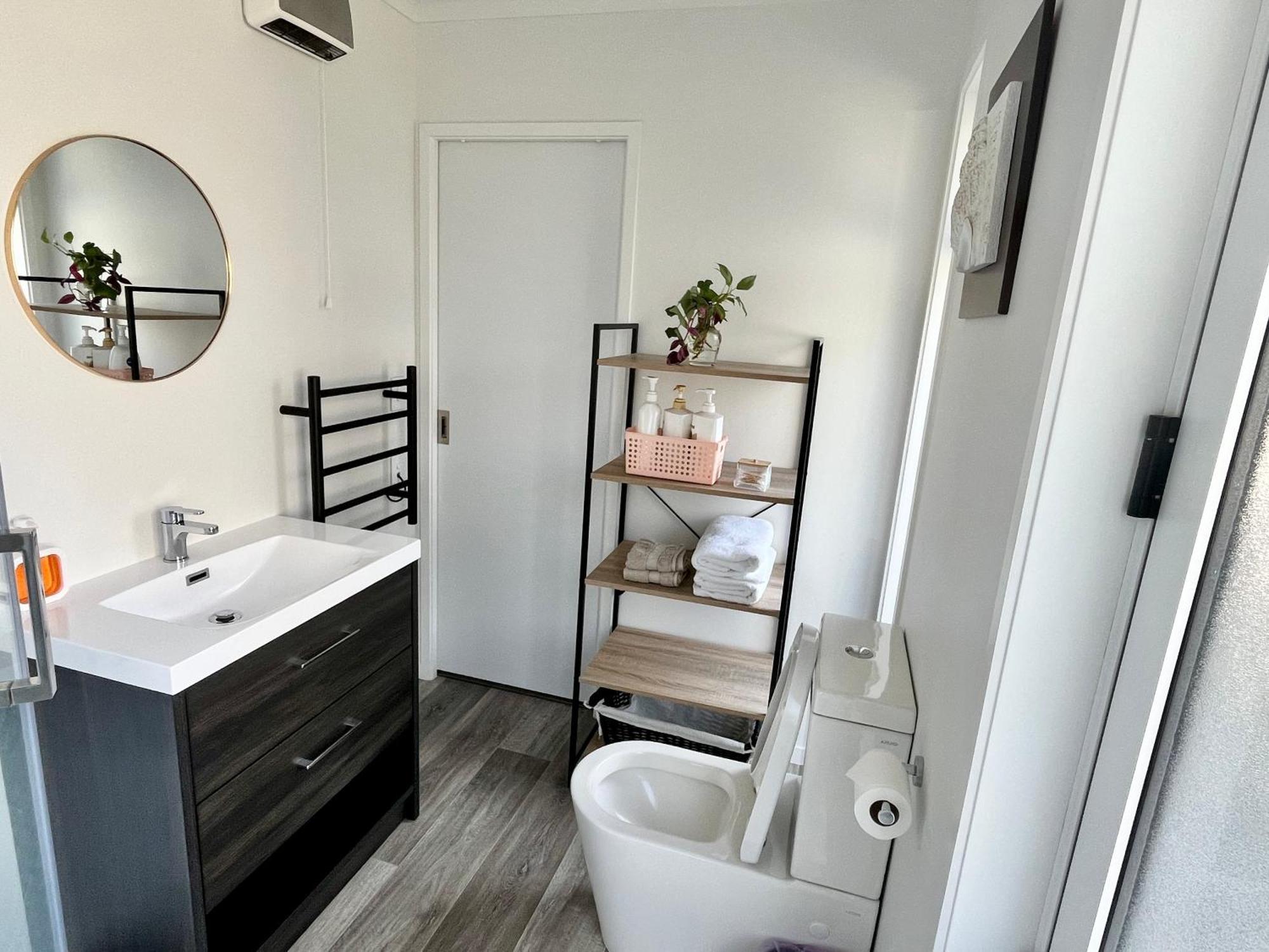Lakeside Cozy Studio Taupo Dış mekan fotoğraf